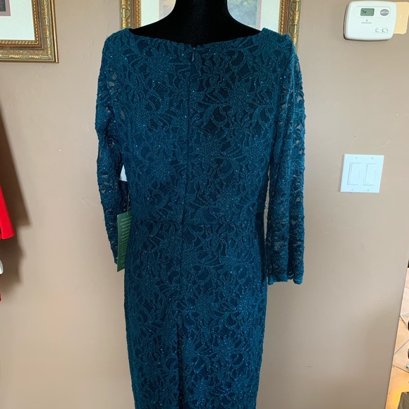 JCPENNEY Beautiful DK  Emerald Sparkly Dress SZ 16 - Picture 3 of 4